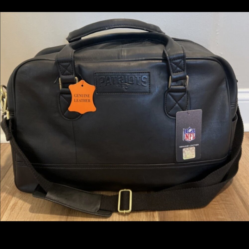 New England Patriots - Duffel Bag - Black - New w/ Tags (Genuine Leather)